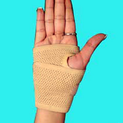Manufacturers Exporters and Wholesale Suppliers of Wrist Brace With Thumb New delhi Delhi
